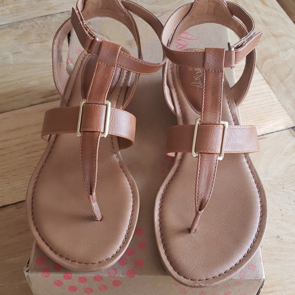 Sofft euro soft brown sandal size 10